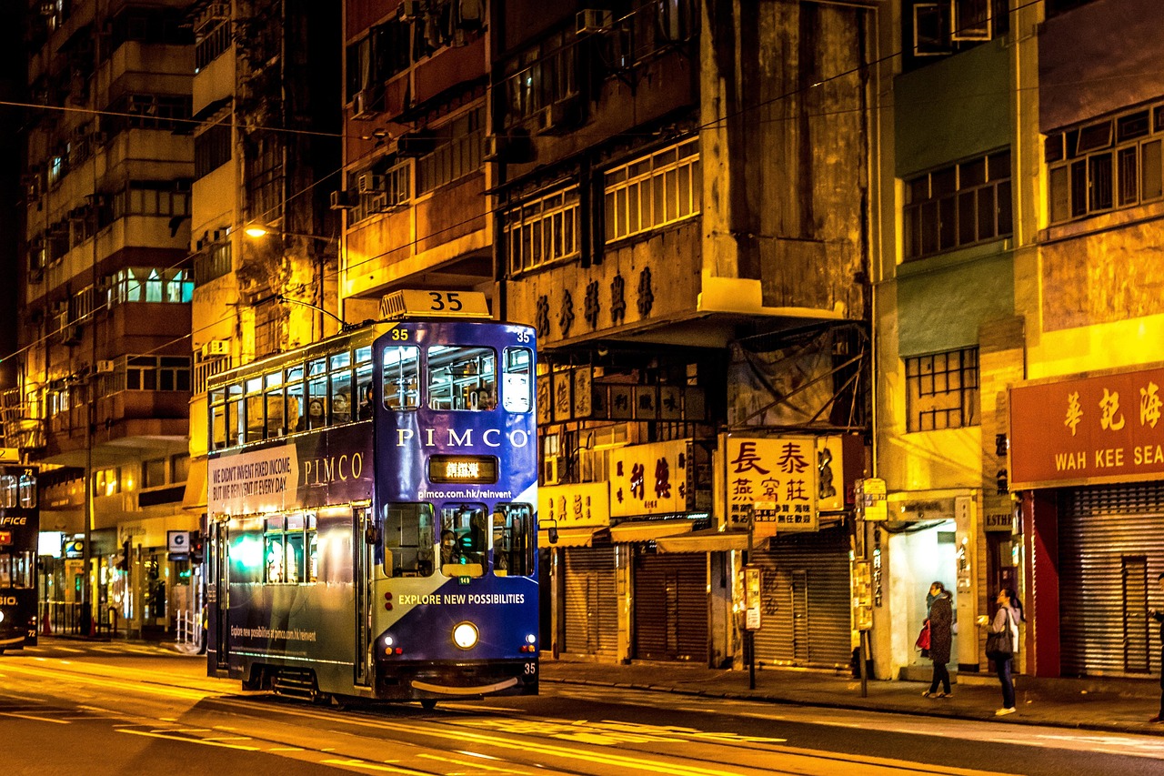 澳门跟香港澳门一码一特一中准选今晚,精选解释解析,澳门与香港，一码一特一中准选——今晚的精彩解析